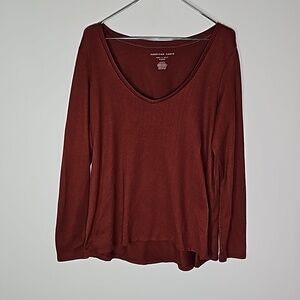 American eagle medium soft and sexy plush long sleeve scoop neck shirt
